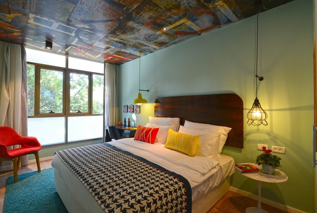 rooms rooms